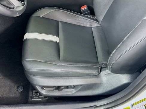 Certified 2025 Toyota Camry SE image 20