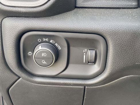 Used 2025 RAM 2500 Tradesman image 28