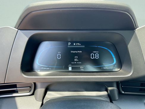 New 2026 Hyundai Elantra Sport image 39