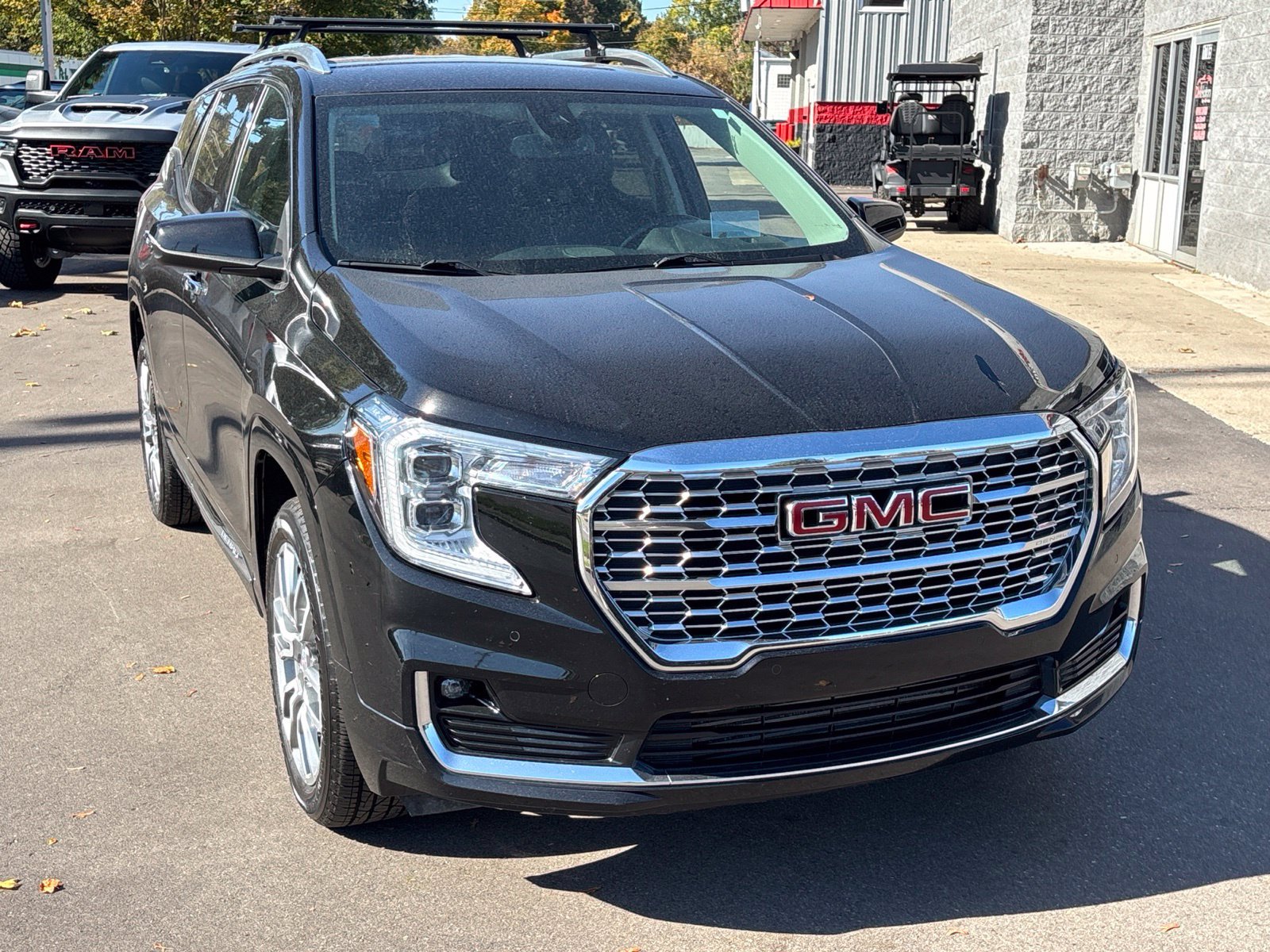 Used 2022 GMC Terrain Denali AWD/4WD image 6