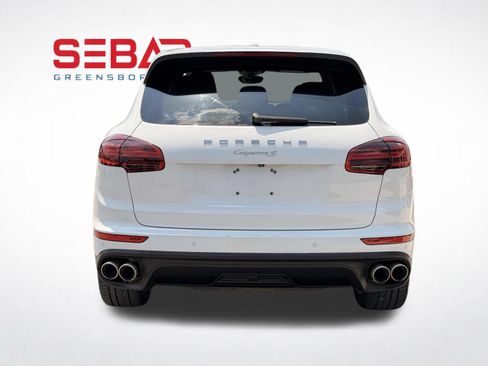 Used 2016 Porsche Cayenne S AWD/4WD image 9