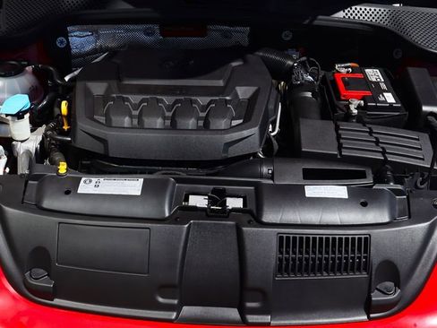 Used 2018 Volkswagen Beetle 2.0T SE image 59