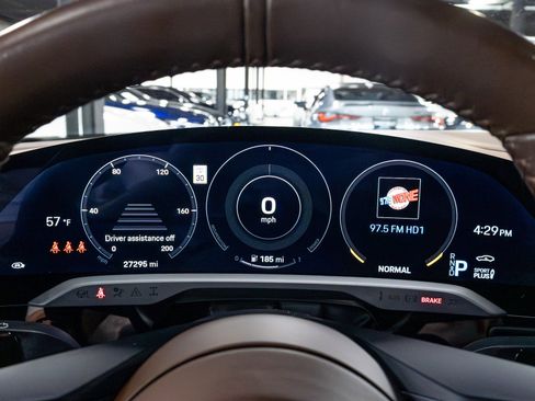 Used 2020 Porsche Taycan Turbo S image 10