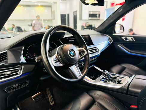 Used 2022 BMW X5 sDrive40i w/ M Sport Package image 14