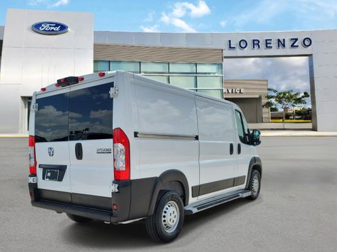 Used 2025 RAM ProMaster 2500 w/ U-Haul Equipment Group FWD image 5