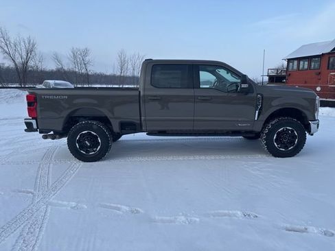 New 2026 Ford F350 XLT w/ XLT Premium Package AWD/4WD image 7