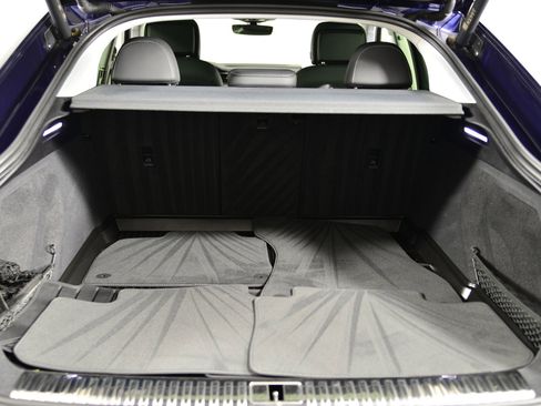 Certified 2022 Audi e-tron Premium image 22