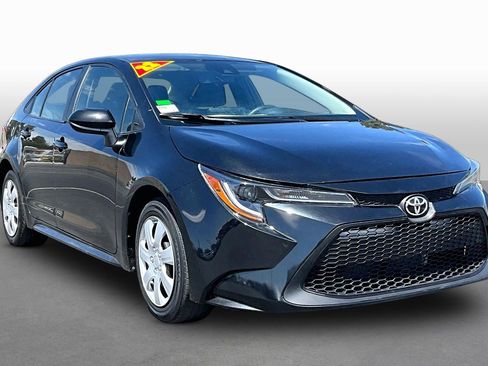 Used 2022 Toyota Corolla LE image 9