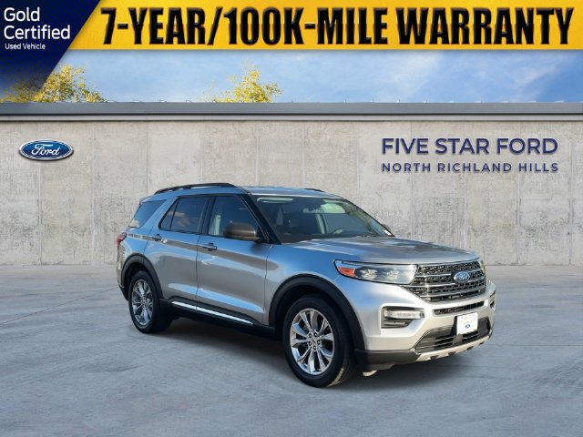 Used 2023 Ford Explorer XLT w/ Equipment Group 202A RWD image 2