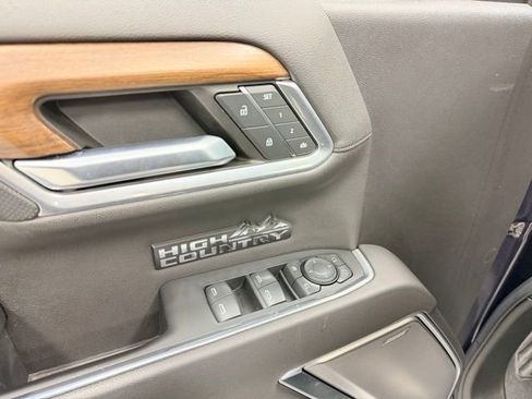 Certified 2022 Chevrolet Silverado 1500 High Country w/ High Country Premium Package image 21