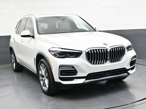 Used 2021 BMW X5 xDrive45e AWD/4WD image 11