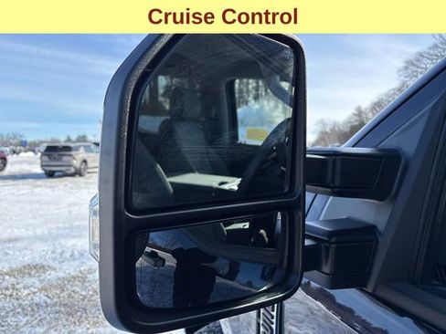 Used 2024 Ford F250 XLT image 8
