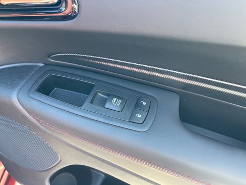 Used 2024 Dodge Durango GT image 19