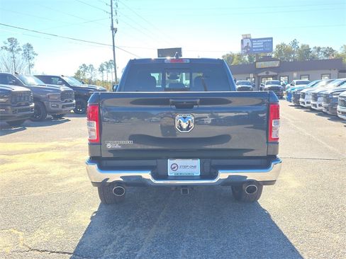 Used 2021 RAM 1500 Big Horn image 6