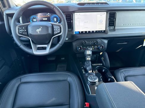 New 2026 Ford Bronco Badlands AWD/4WD image 5