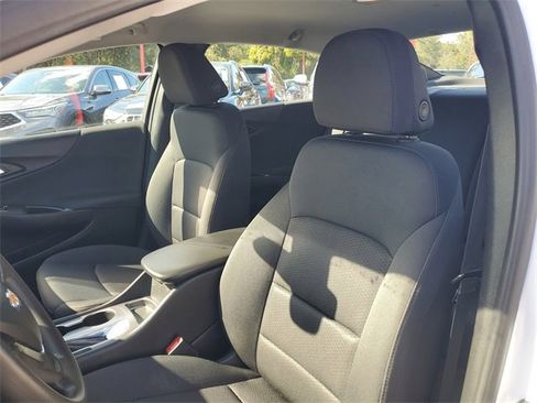 Used 2020 Chevrolet Malibu LS image 18