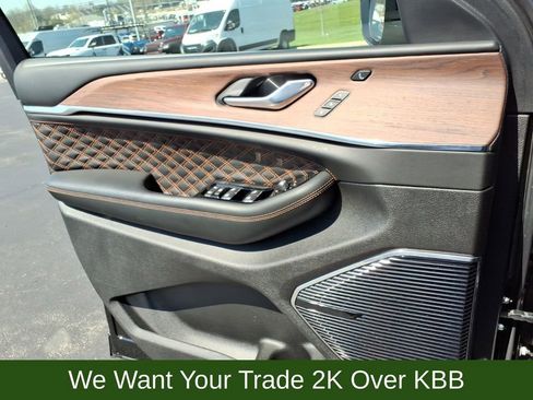 Used 2025 Jeep Grand Cherokee Summit w/ Adv Protech Group IV image 14