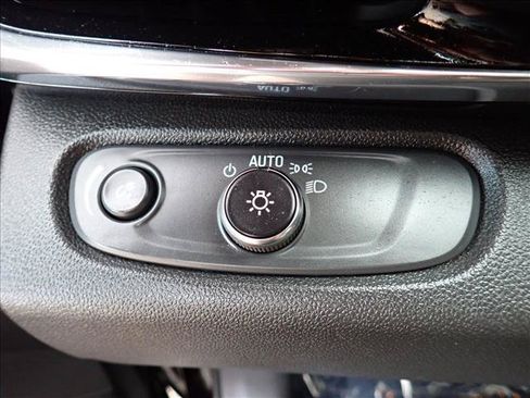 Used 2024 Buick Envista Avenir FWD image 17