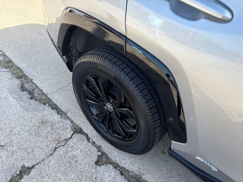Used 2023 Toyota RAV4 SE AWD/4WD image 10