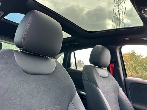 New 2025 Mercedes-Benz GLA 35 AMG 4MATIC image 14