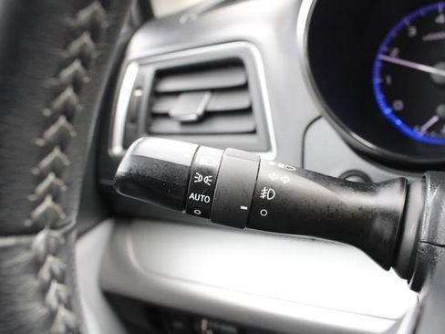 Used 2018 Subaru Outback 2.5i Premium image 11