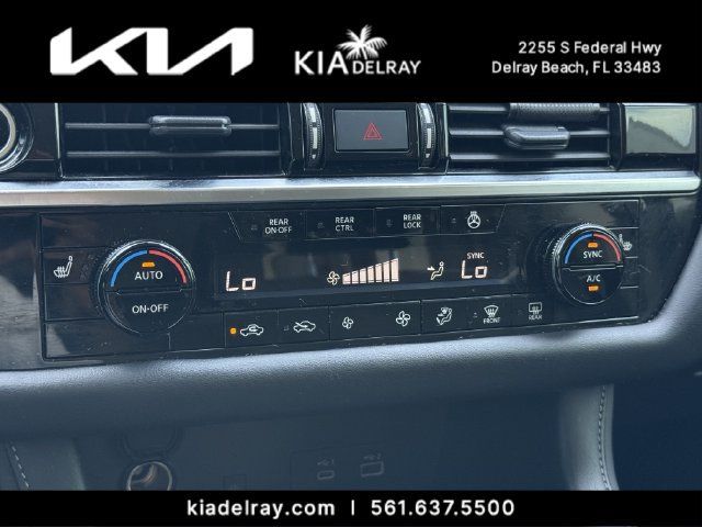 Used 2024 Nissan Pathfinder SL AWD/4WD image 22
