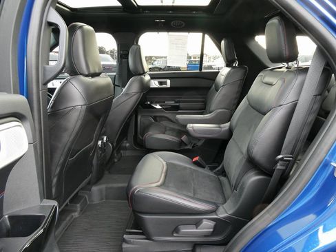 Certified 2022 Ford Explorer ST w/ Equipment Group 401A image 20