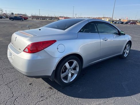 Used 2009 Pontiac G6 GT w/ Premium Package image 4