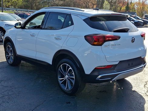 Used 2021 Buick Encore GX Essence AWD/4WD image 4