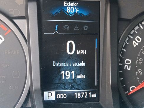 Used 2021 Toyota Tacoma SR w/ SR Convenience Package image 10