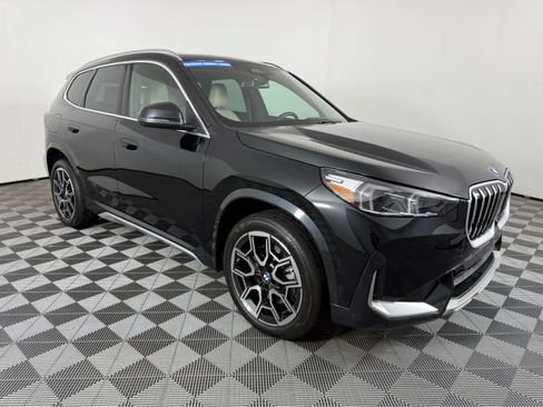 Used 2025 BMW X1 xDrive28i w/ Technology Package AWD/4WD image 1