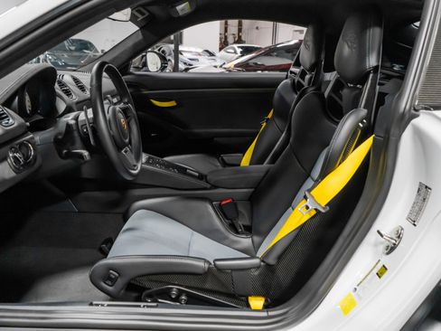Used 2023 Porsche 718 Cayman GT4 RS image 6