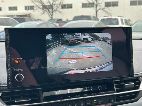 Certified 2026 Toyota Sienna XSE image 38