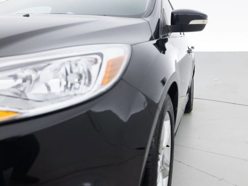 Used 2013 Ford Focus SE FWD image 12