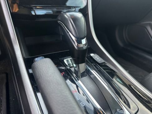 Used 2016 Honda Accord Touring image 16