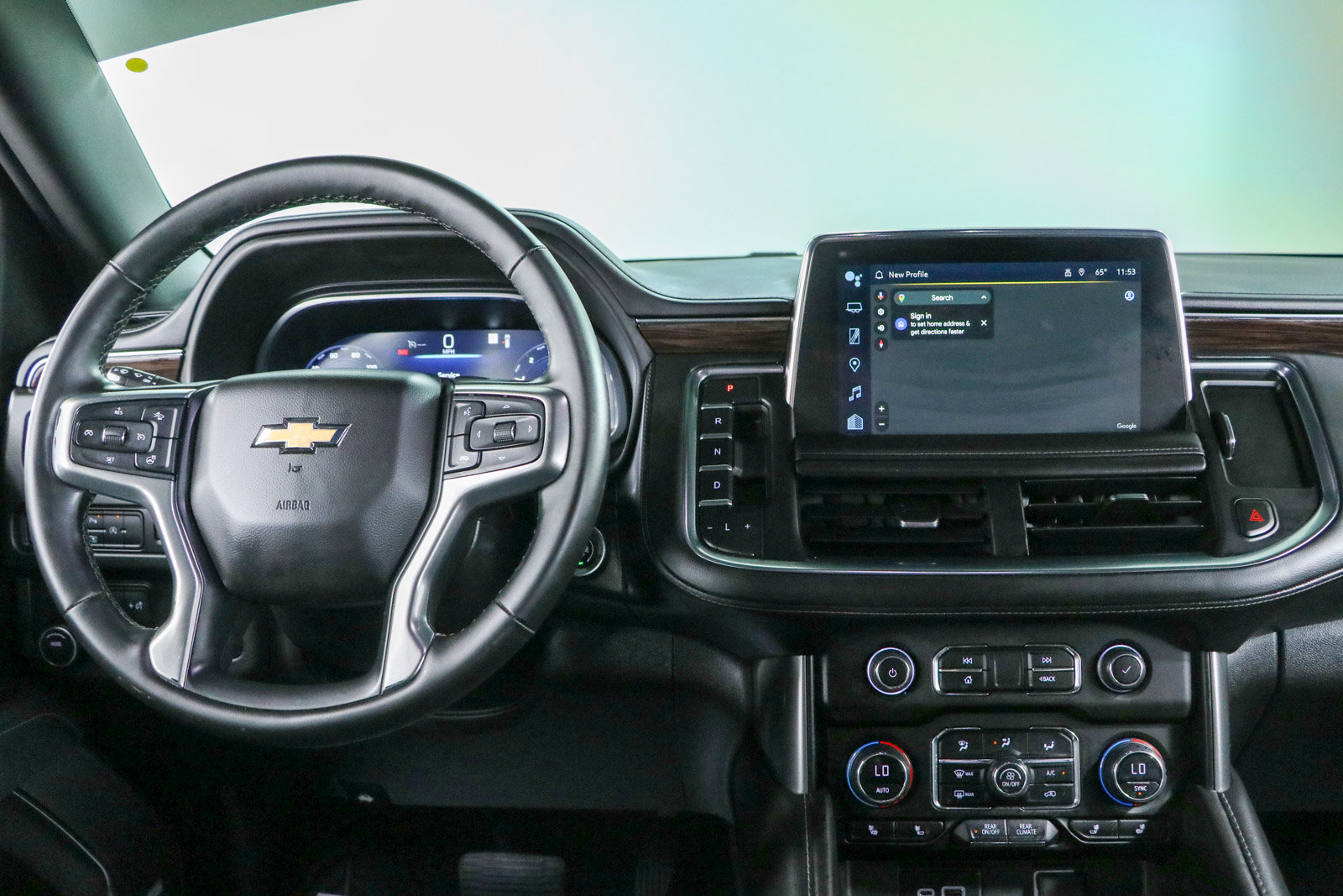 Used 2023 Chevrolet Tahoe LT w/ Luxury Package RWD image 18