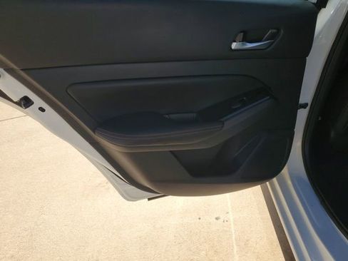 Used 2023 Nissan Altima 2.5 SR FWD image 29