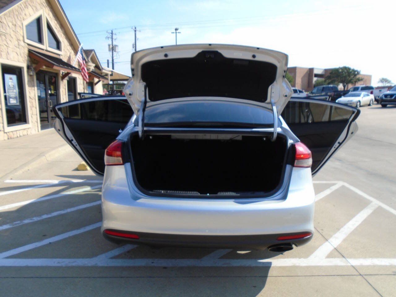 Used 2017 Kia Forte EX FWD image 23