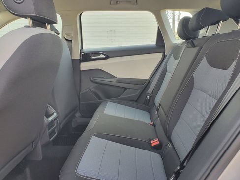 New 2026 Volkswagen Taos S FWD image 9