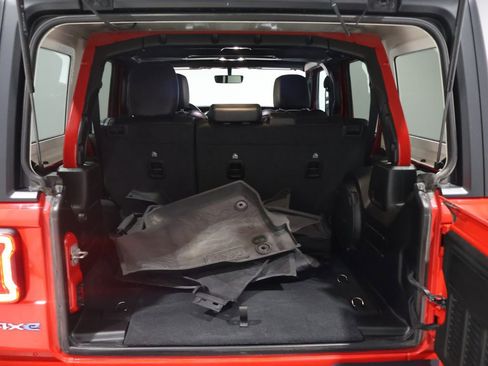 Used 2022 Jeep Wrangler Unlimited Sahara 4xe w/ Cold Weather Group image 16