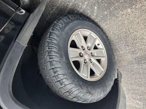 Used 2018 GMC Sierra 1500 SLE w/ SLE Fleet Preferred Package image 25