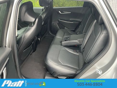 Used 2022 Kia EV6 Wind image 38