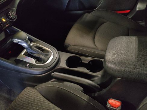 Used 2024 Kia Forte LXS w/ LXS Technology Package FWD image 26