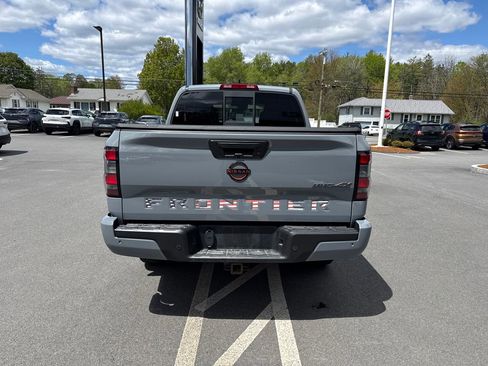 Used 2022 Nissan Frontier PRO-4X w/ Pro-4X Premium Package AWD/4WD image 4