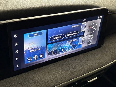 Used 2025 Nissan Kicks SV FWD image 31