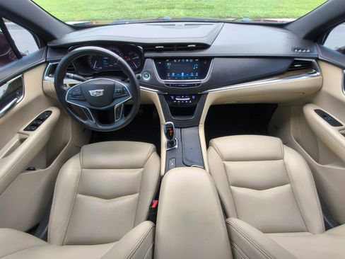 Used 2017 Cadillac XT5 FWD image 20