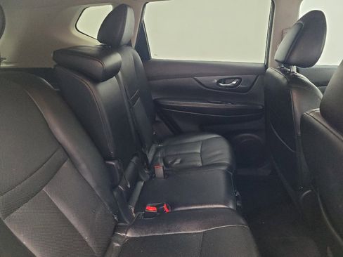 Used 2016 Nissan Rogue SL w/ SL Premium Package FWD image 19