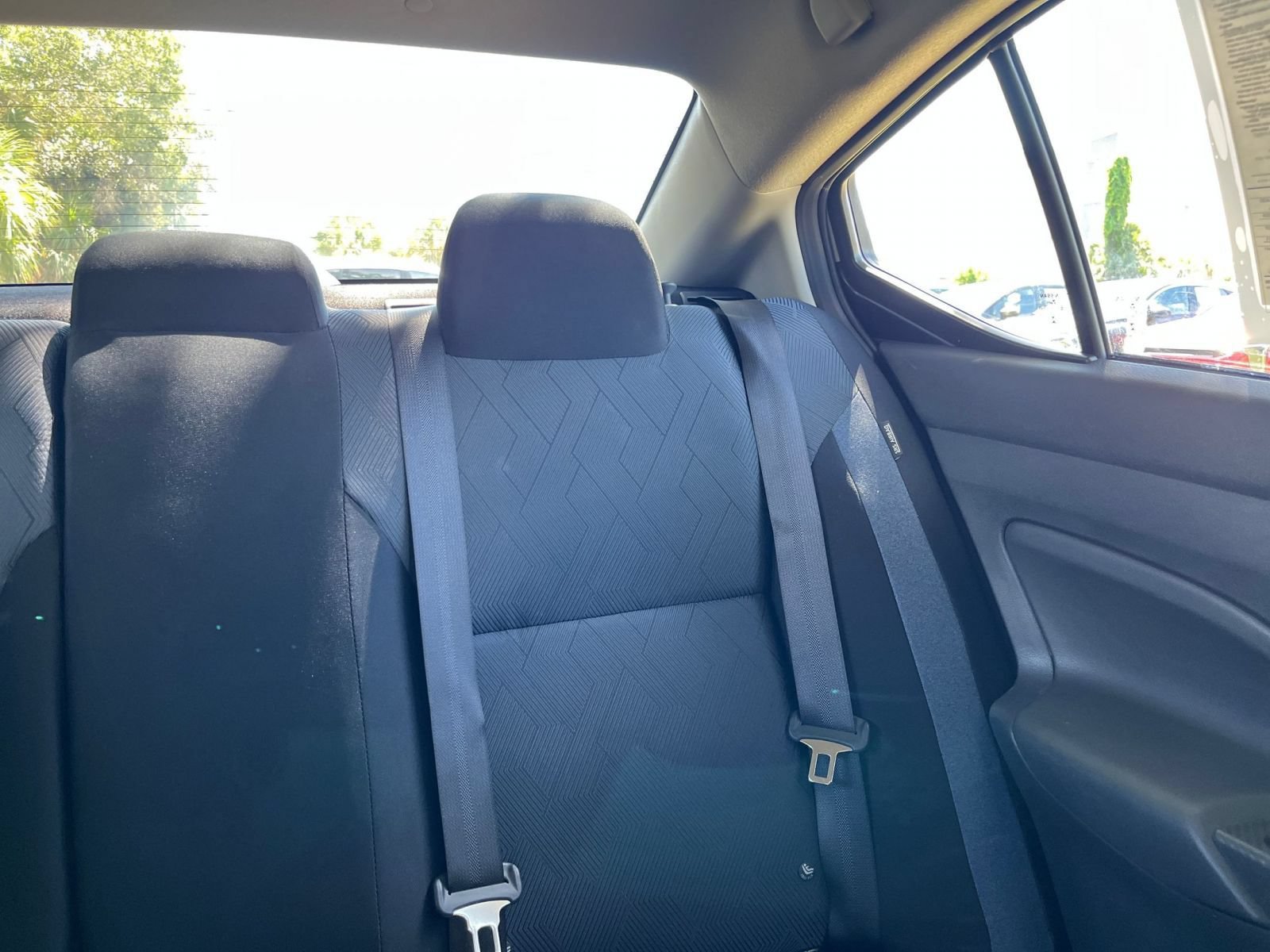 Used 2025 Nissan Versa SV FWD image 34