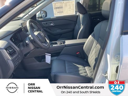 New 2026 Nissan Rogue Platinum w/ Platinum Premium Package AWD/4WD image 17