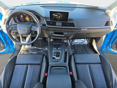 Used 2020 Audi Q5 e Premium Plus w/ Premium Plus Package image 16